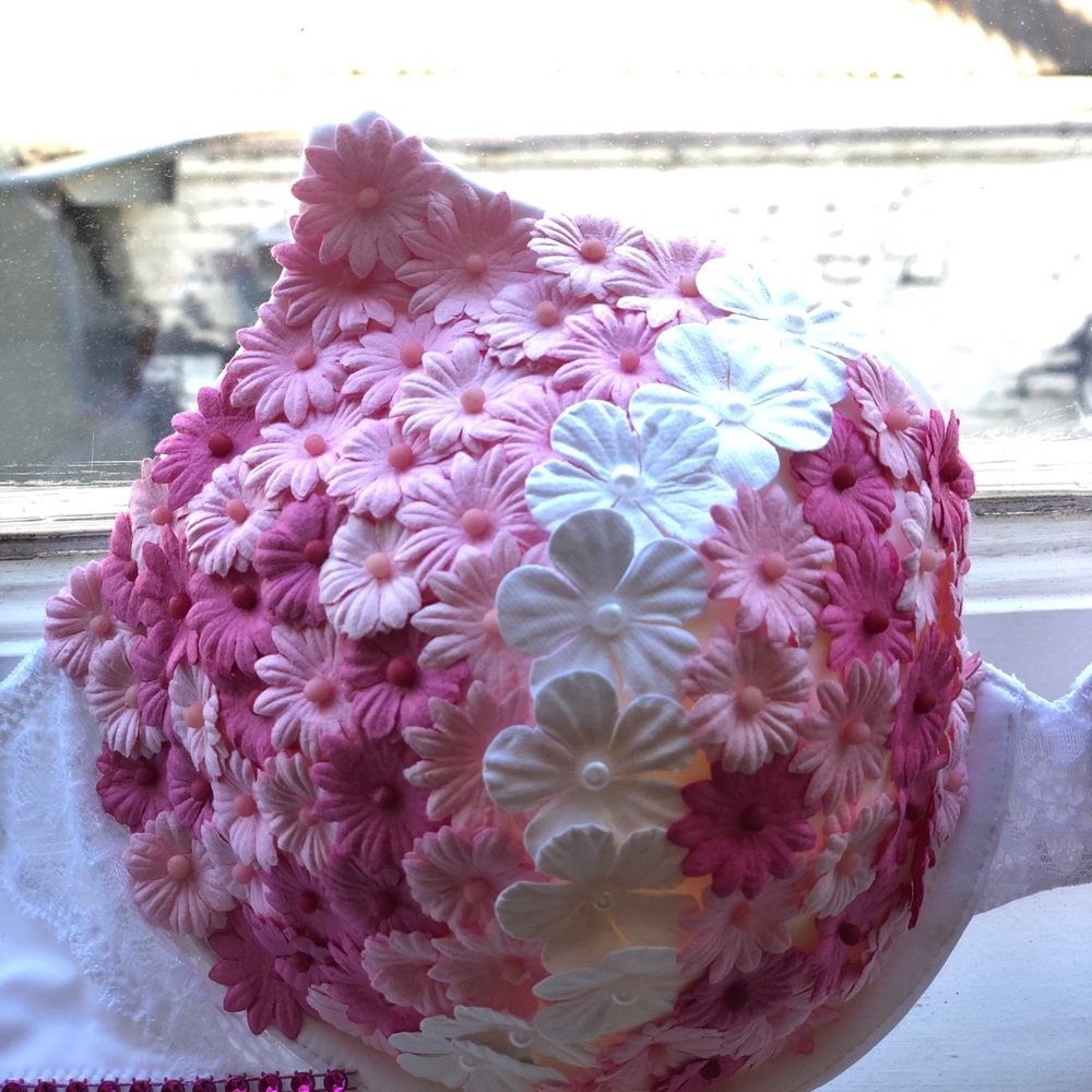 Pink Lightshade Rave bra - Picture 2 of 4